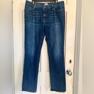 LL Bean Favorite Fit Straight Leg Jeans